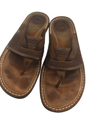 UGG Matala Sandals Size 9